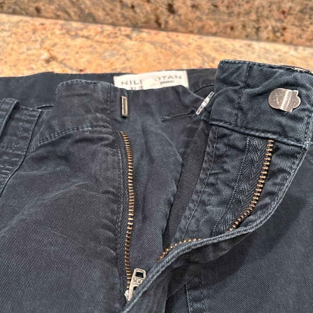 Nili Lotan woman's black cargo pants cuffed at the bottom - Picture 12 of 14